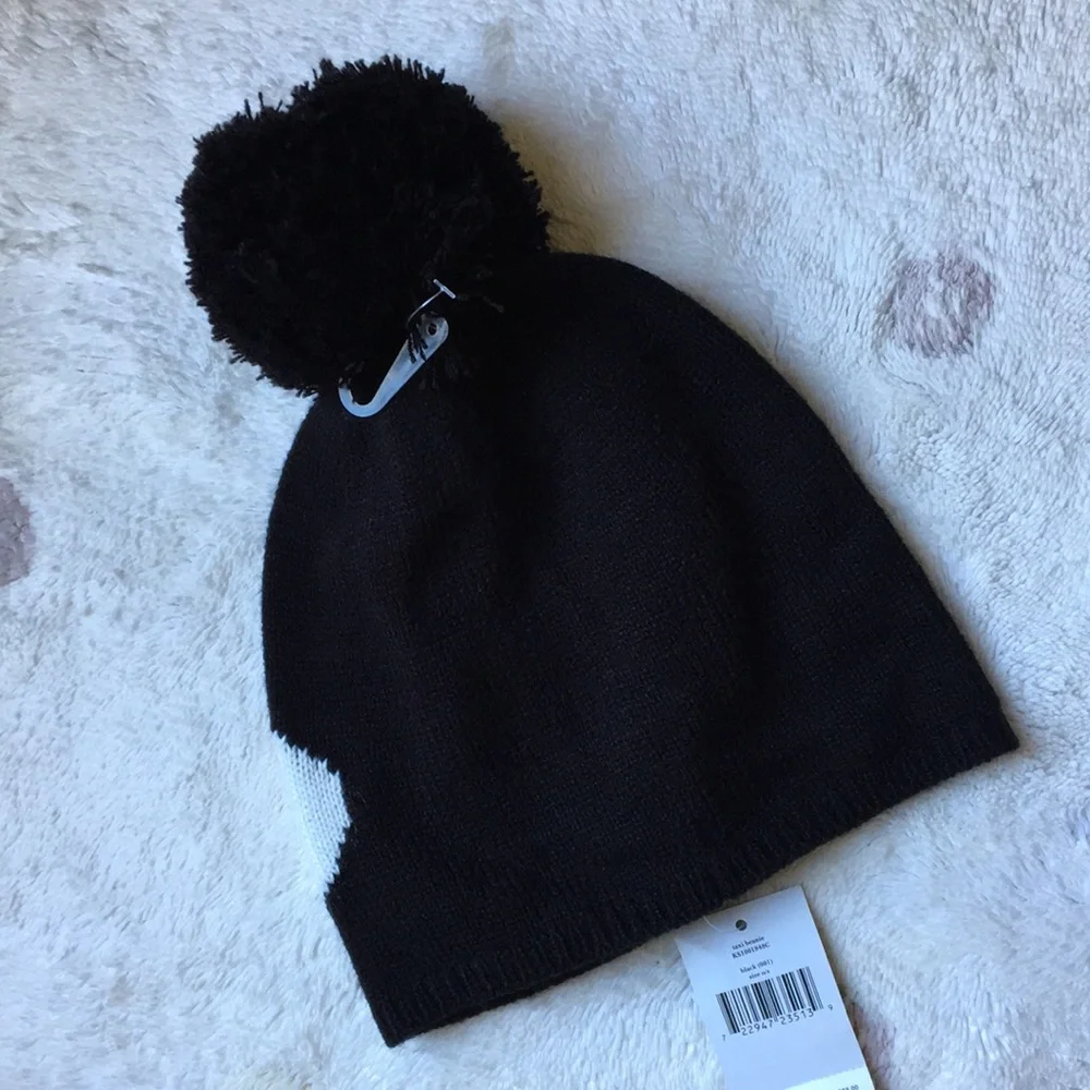 🚖Kate Spade Taxi! Speech Bubble 🚖 Beanie NWT black + black pompom